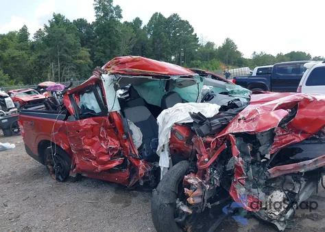 2023 Ford Maverick Xlt z USA, uszkodzony, nr VIN 3FTTW8F99PRA20807